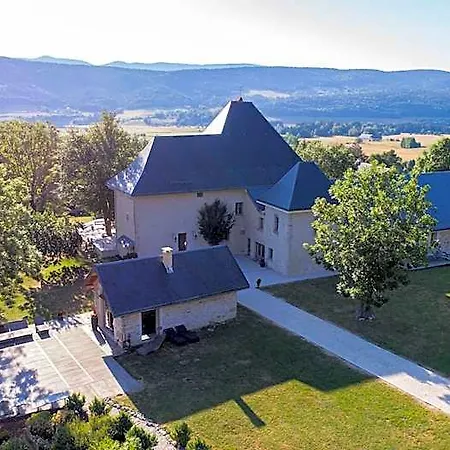 L'appart Du Chateau Des Girards Hotel 4*